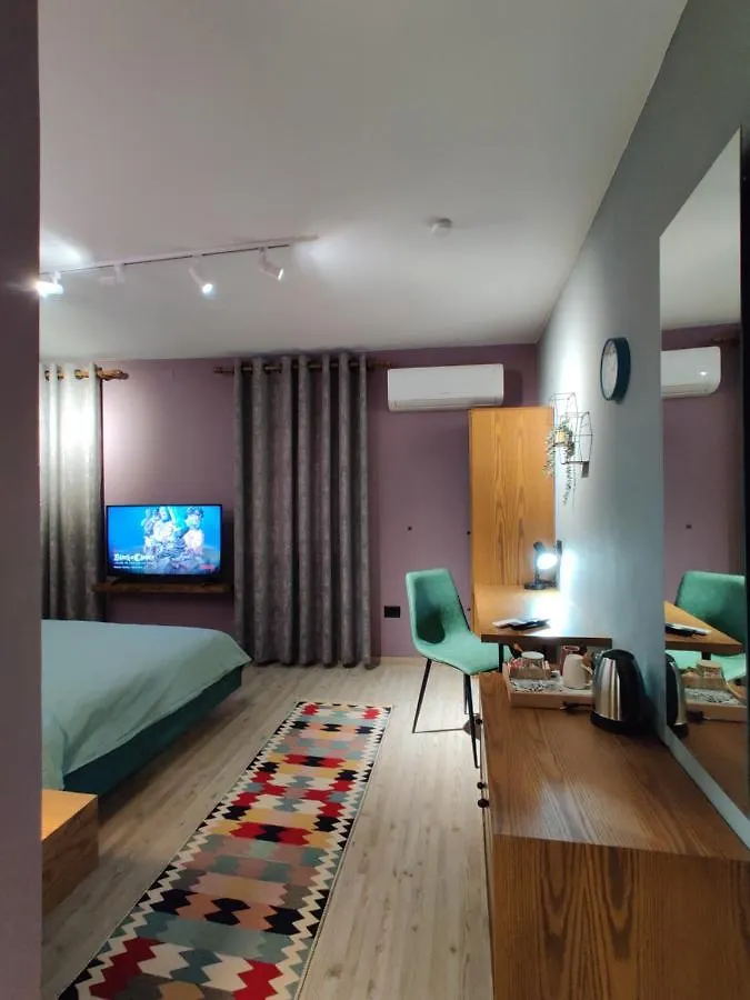 Piro'S Cozy Rooms - City Centre Korce Appartement