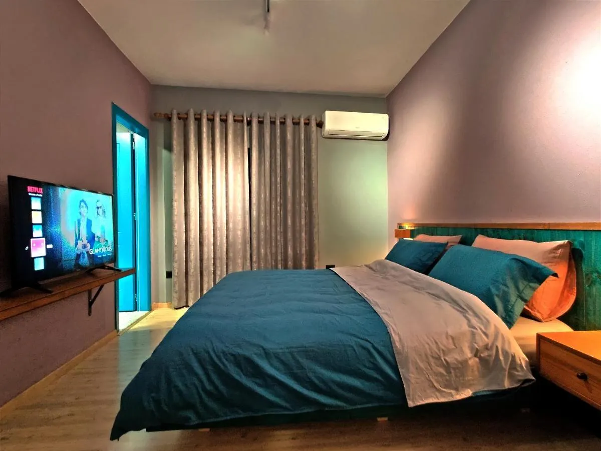 Piro'S Cozy Rooms - City Centre Korce Appartement
